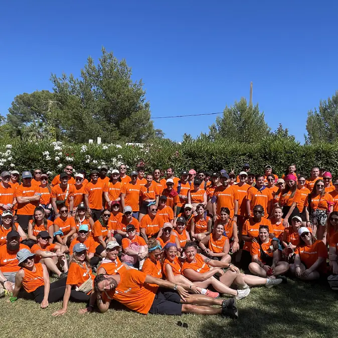 Photo de groupe lors de séminaire annuel