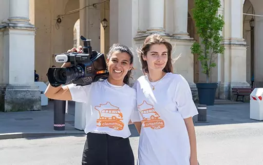 Photo de l'équipe de tournage du Clementine Tour